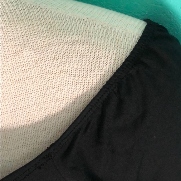 Top 🖤 - Picture 2 of 2